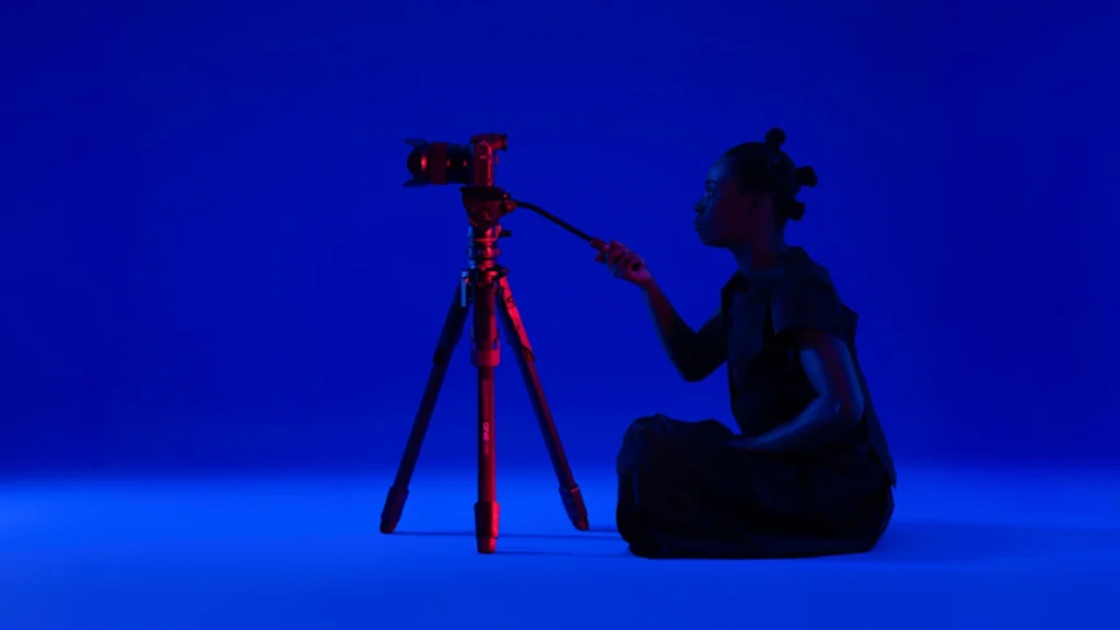This super simple tripod is designed for the modern age