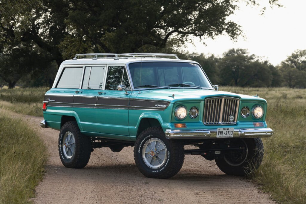 1966 Jeep Super Wagoneer Restomod Packs a 485-HP Hemi V8