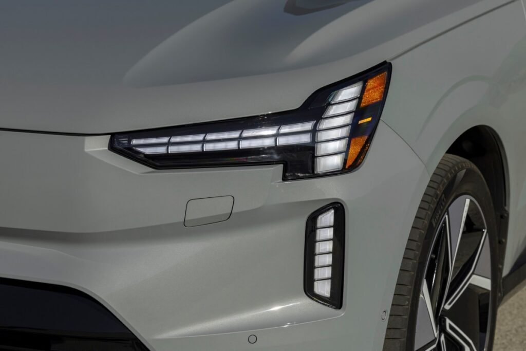 2026 Volvo EX90 Starts at $78K and Tops Out at 670 HP