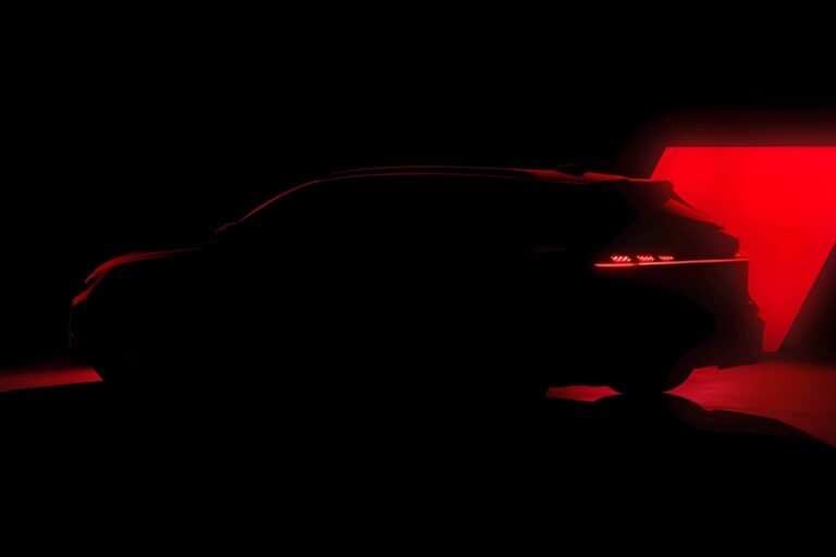 This is Your First Glimpse of the Audi RS5 Avant