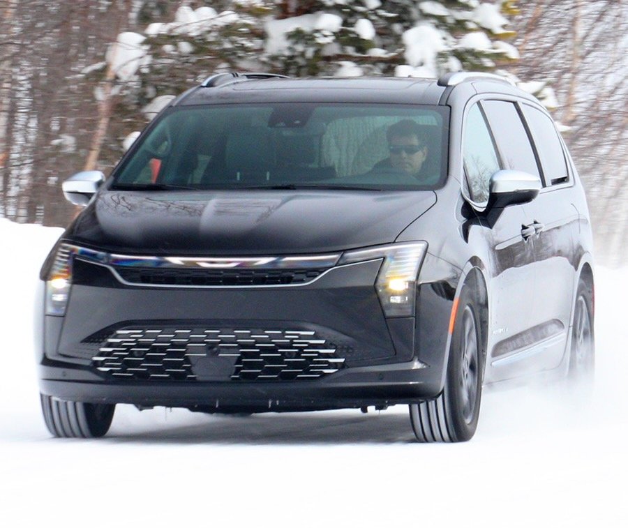2027 Chrysler Pacifica Gets a New Face