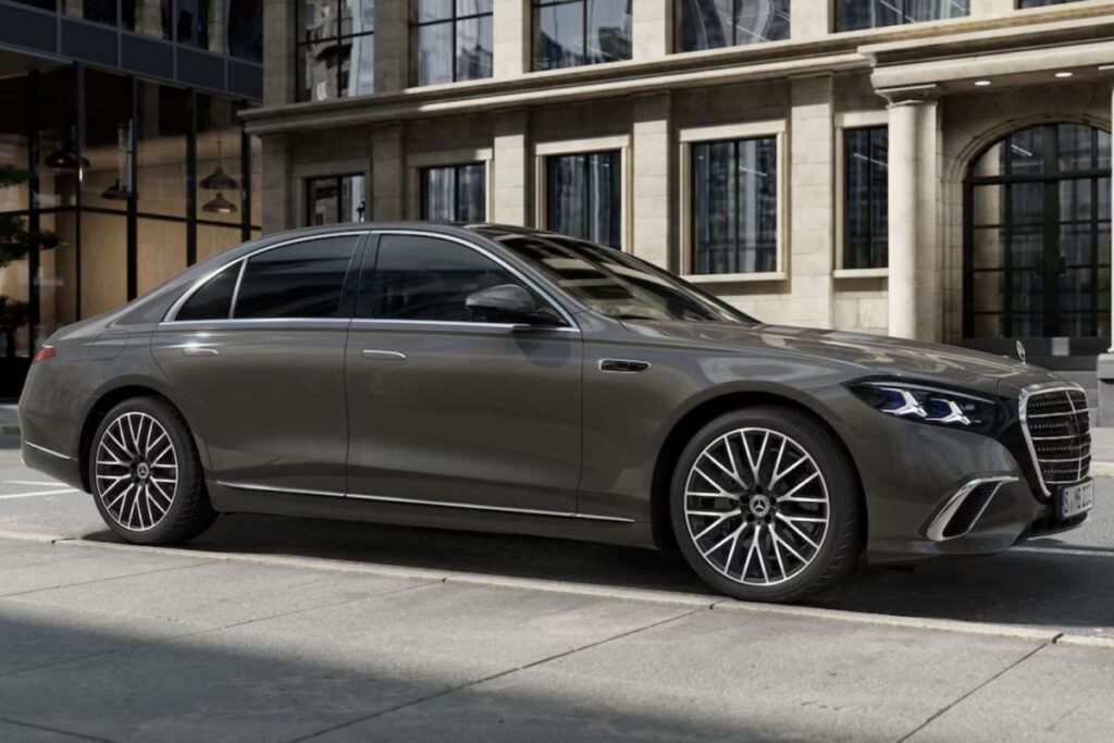 Mercedes-Benz Confirms S-Class EV to Replace EQS After Sales Miss