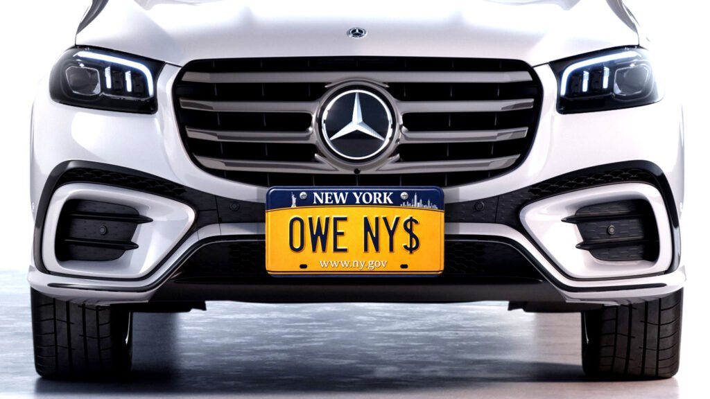 A Mercedes Super Speeder Racked Up $94,000 In Unpaid Tickets In A Year