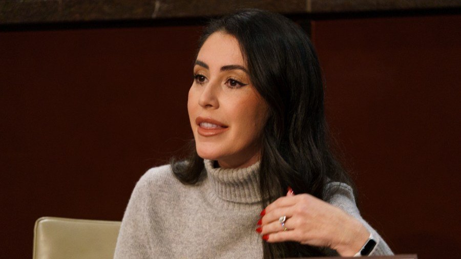 Luna slams GOP senator for 'bartending' swipe at AOC after Munich appearance