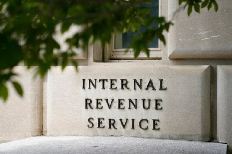 IRS improperly disclosed immigrant tax data to DHS: Report