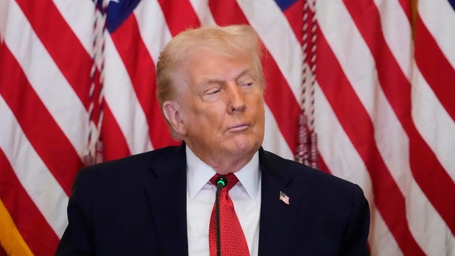 Trump finalizes rule making it easier to fire 50,000 federal workers