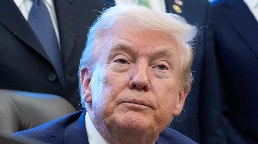 White House makes last-minute bid to avoid DHS shutdown