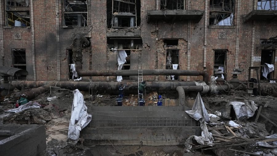 US, Ukraine disagree on whether Russia following ceasefire