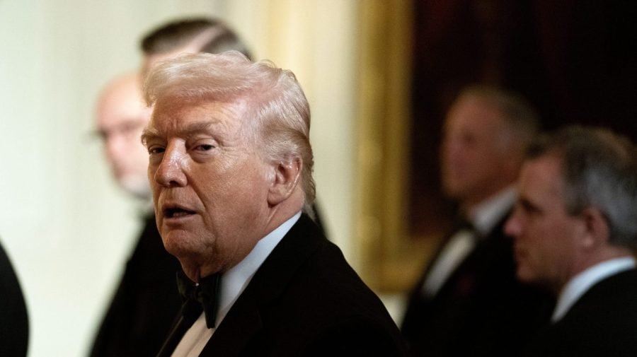 Live updates: DHS shutdown hits 10th day as Congress returns to DC