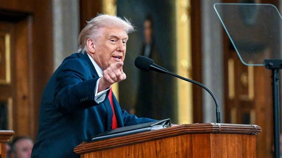 Trump says he's not considering declaring a national emergency ahead of midterms