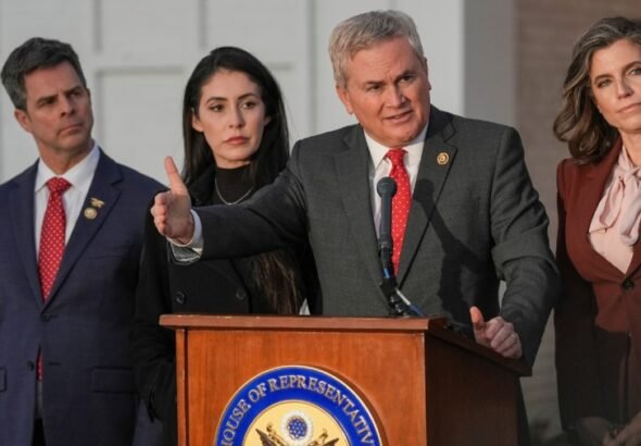 Bill Clinton gets bipartisan praise for cooperating in historic deposition on Epstein