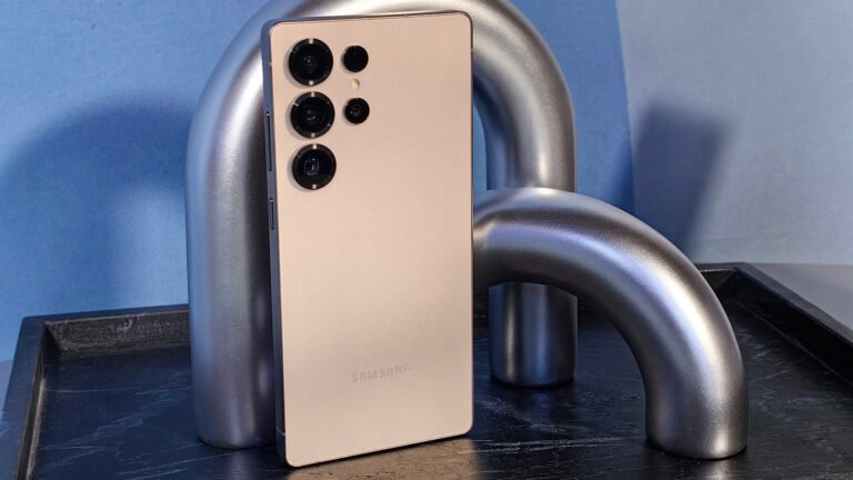 Galaxy S26’s Now Nudge could help with flights, rentals, reservations, and more