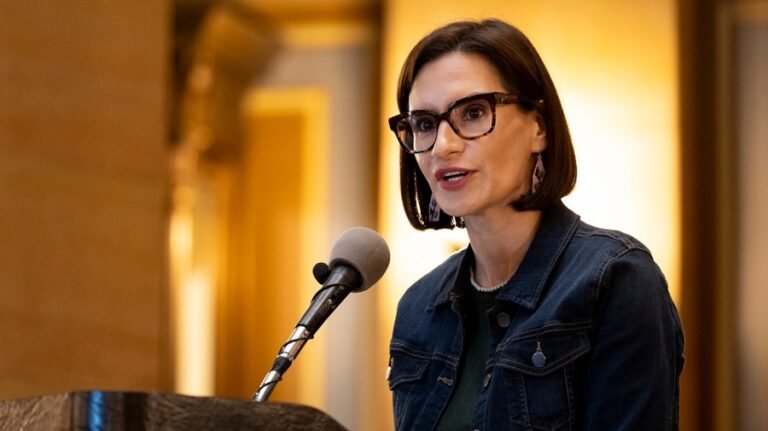 Harrison endorses Flanagan in Minnesota Senate race 