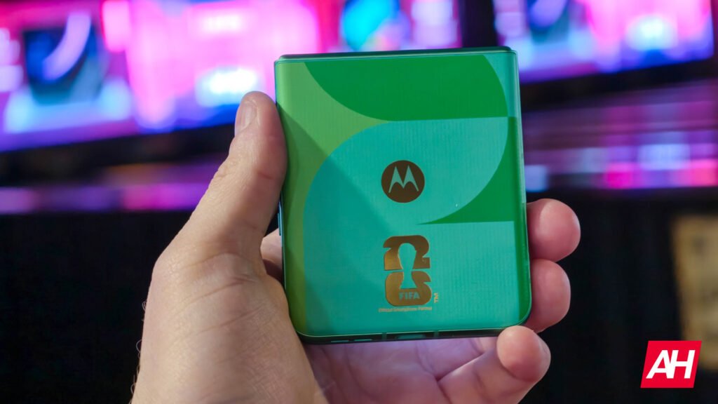 Verizon will give you a Motorola Razr FIFA Edition For Free