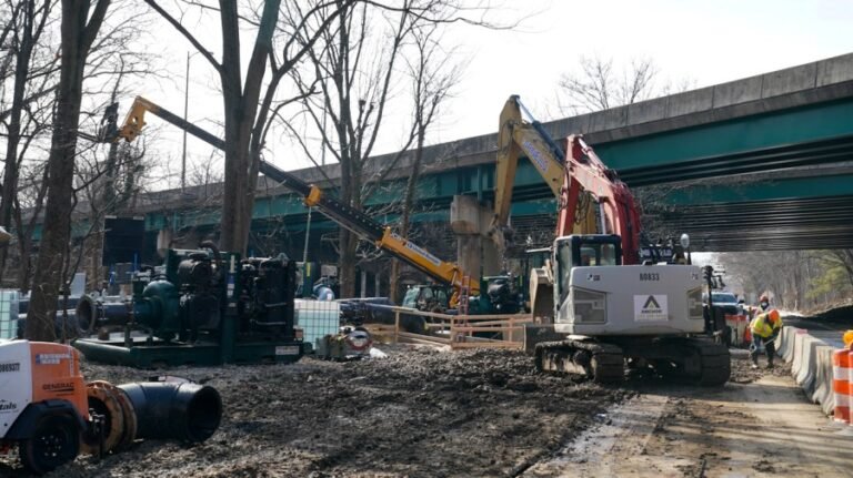 Who is responsible for the Potomac sewage spill?