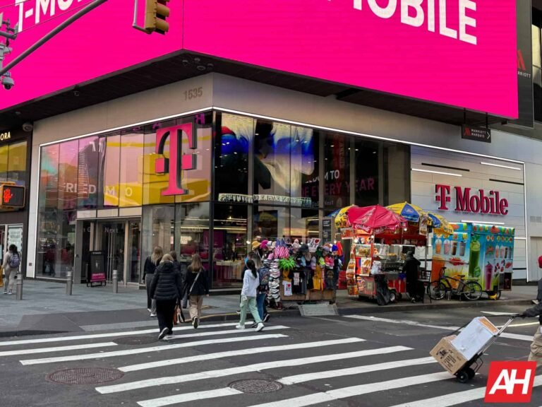 T-Mobile is trying to win back customers with free phones