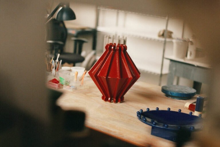 Take 5:  A New Love for Color,  Cool Ceramics, and Sexy Seating