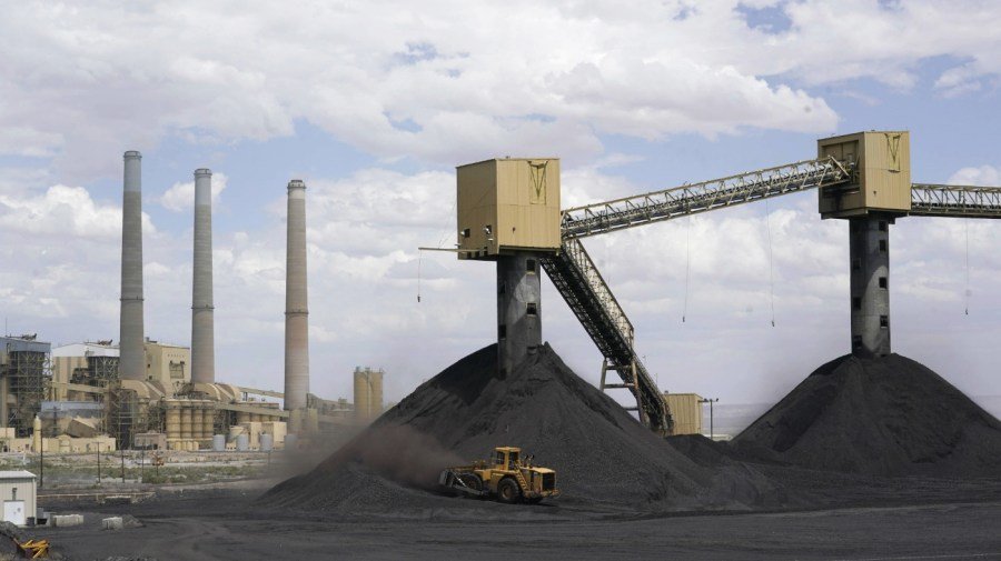 Trump gives coal a Pentagon boost