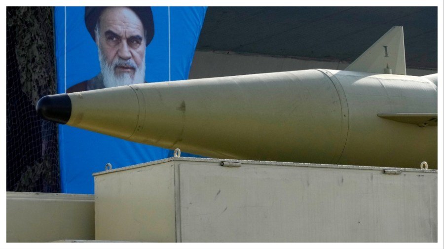 On eve of nuclear talks, Trump hits Iran with new sanctions 