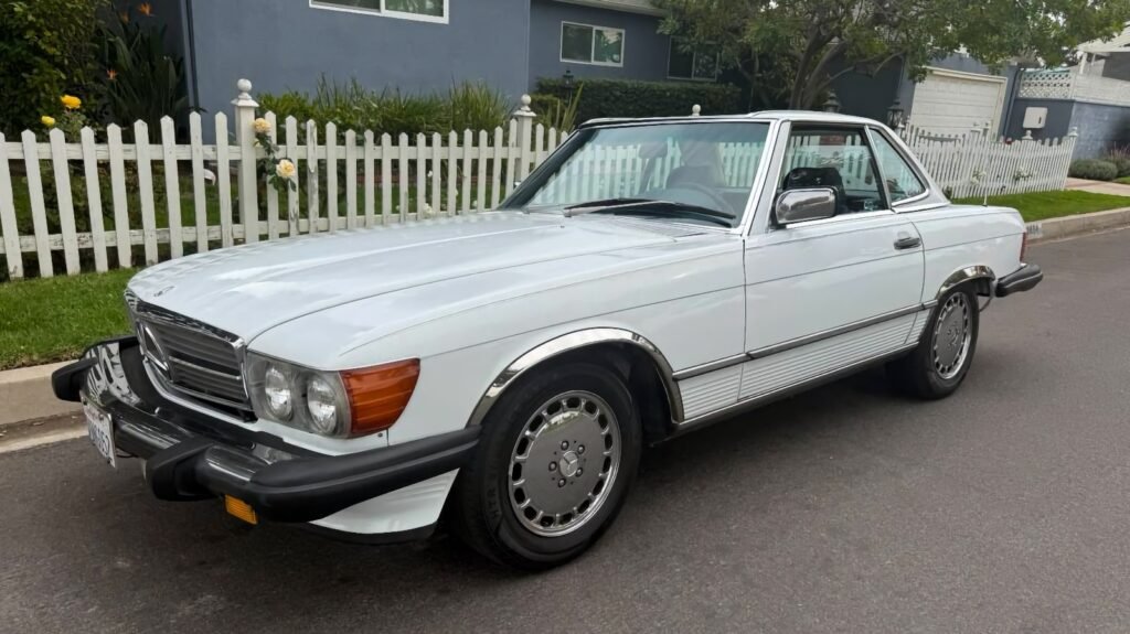 At $9,900, Would You Class Up The Joint In This 1986 Mercedes 560 SL?