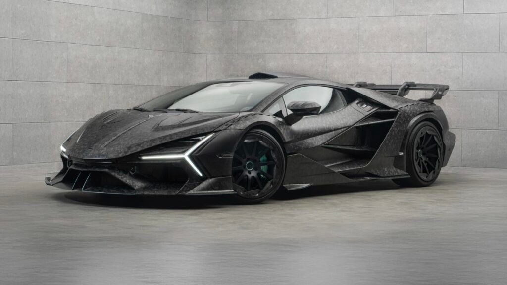Lamborghini Revuelto Gets a 1,105-HP One-Off Carbon Makeover