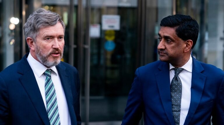 Khanna, Massie plan to force war powers vote on Iran