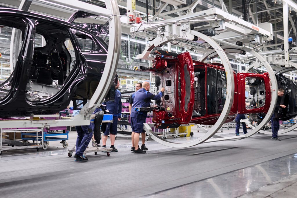 BMW’s Regensburg Plant Now Builds a Car Every 57 Seconds