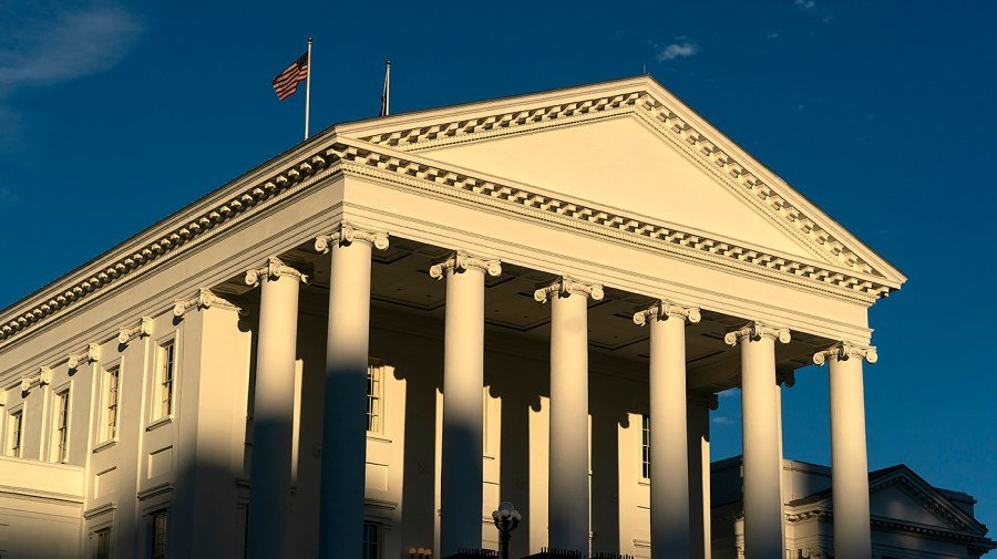 Virginia Democrats advance 10-1 House map