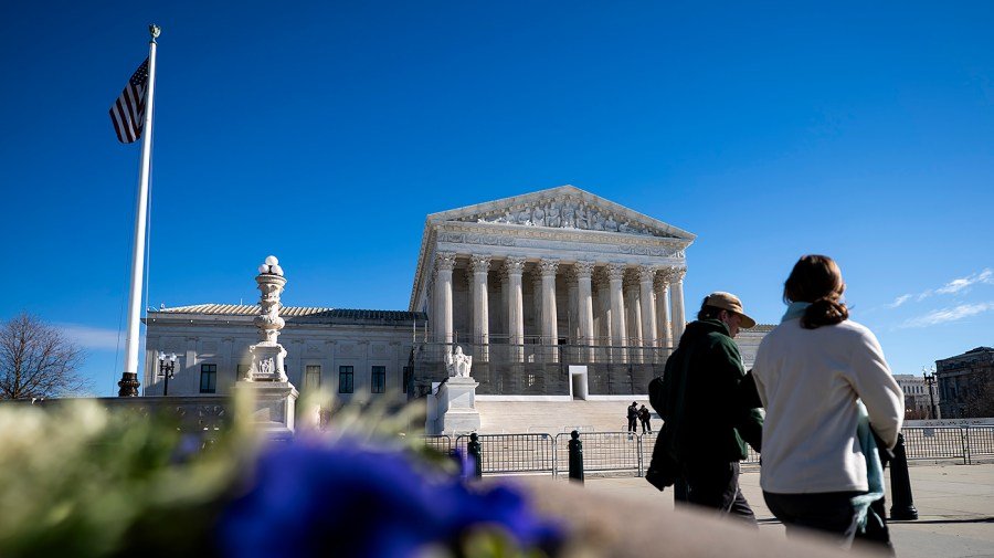 Most want Supreme Court to rule against Trump on tariffs, Federal Reserve removal: Polling