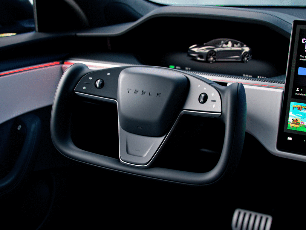 China Moves to Ban Yoke Steering Wheels After Cracking Down on Flush Door Handles