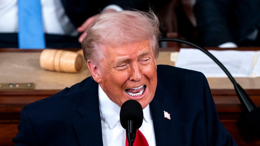 Trump builds case for war with Iran ahead of pivotal talks