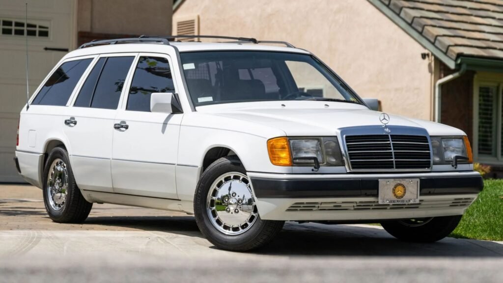 The Mercedes-Benz M104 Inline-Six Engine Is The German Answer To The 2JZ