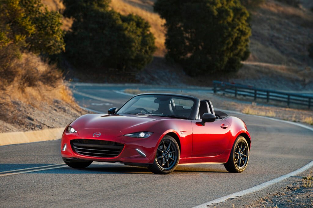 The Next Mazda MX-5 Will Be Even Lighter Than Today's Miata