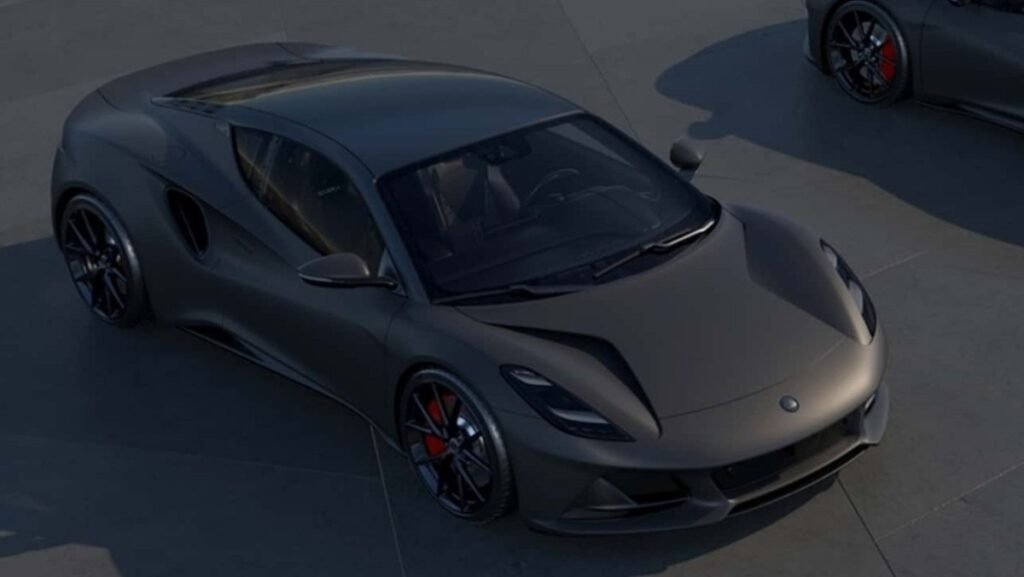 Lotus Emira Scura Is a Dark Limited Edition With a Manual V6