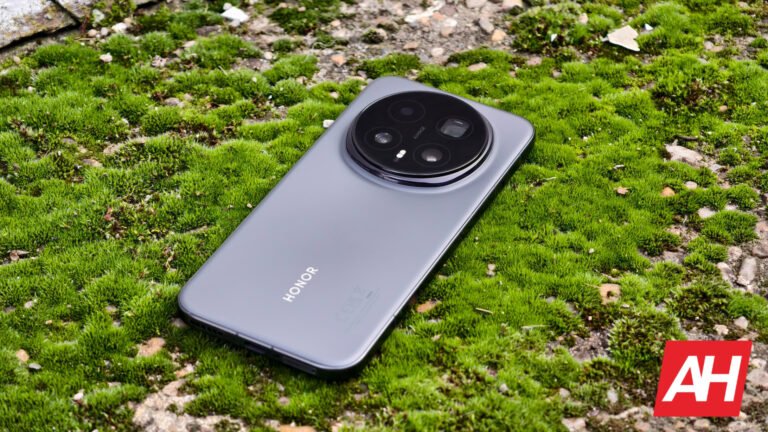 HONOR Magic 9 May Pack a Large 8,000mAh Battery in a Compact Size