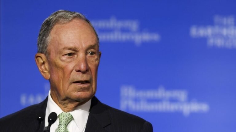 Bloomberg endorses former aide in crowded New York House race