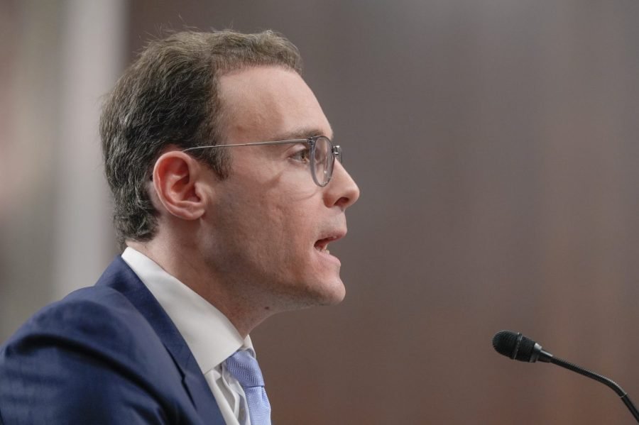 Trump regulator splits GOP with prediction market fight