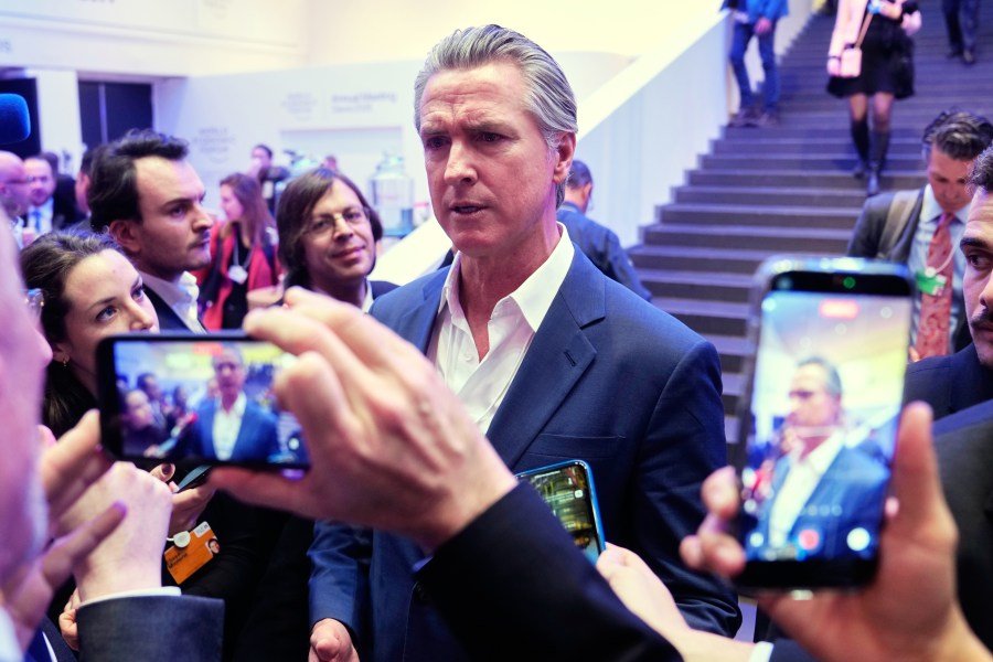 Newsom's 'play dumb' routine is not new — in fact, it has a clinical name