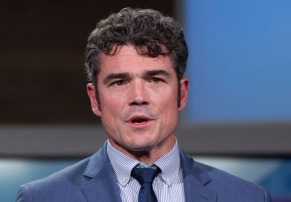 FBI investigating Kent over allegedly leaking classified information 