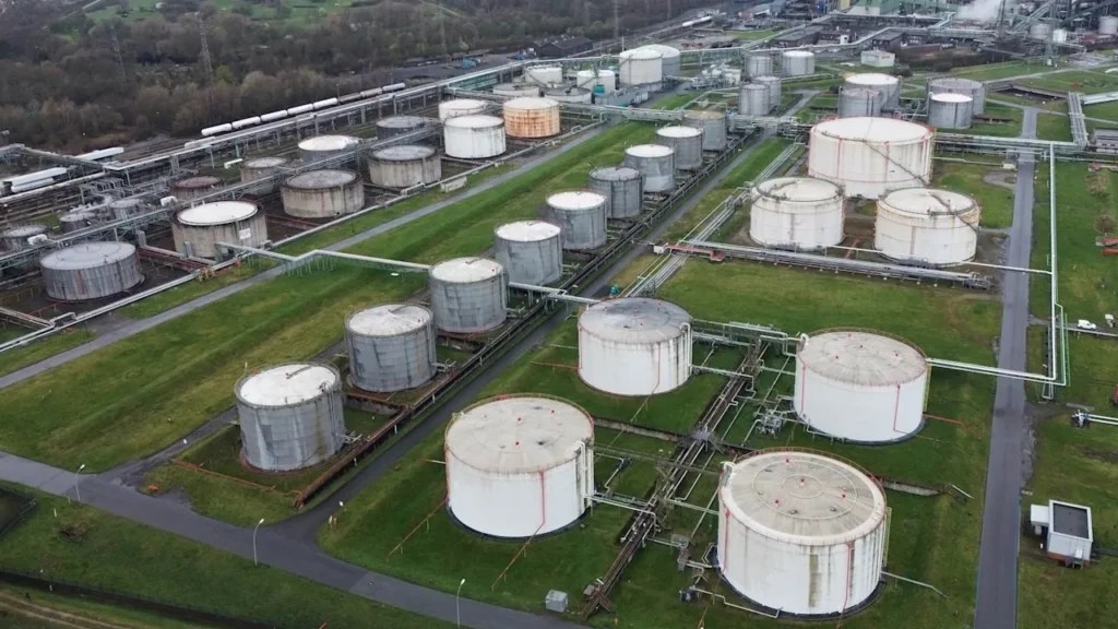 IEA plans to release 400 million barrels of oil to curb the impact of war in Iran