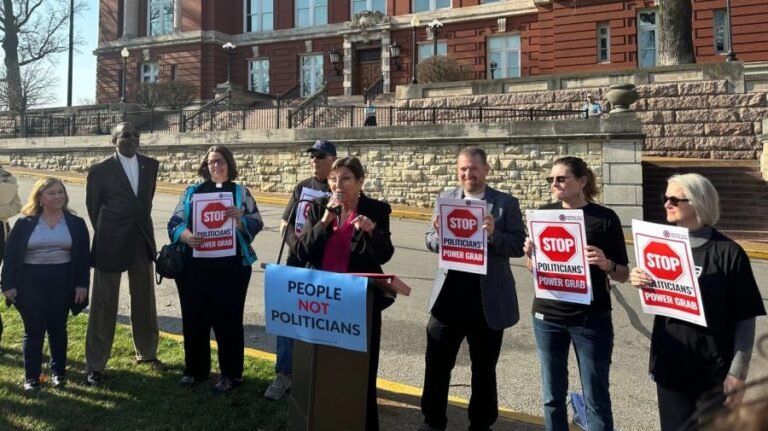 Missouri high court rules in favor of new GOP-favored map 