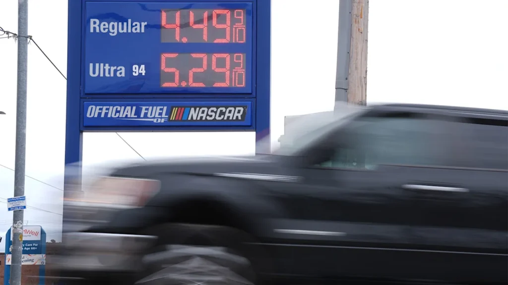 Gas prices jump past $4 a gallon in the U.S., the highest since 2022