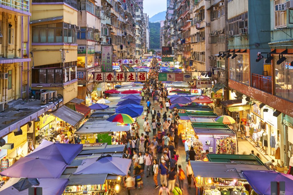 Three Perfect Days of Dim Sum, Hikes, and Bar Hopping in Hong Kong