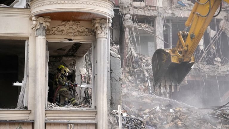 Iran denies talks with US but confirms a 'negotiation request'