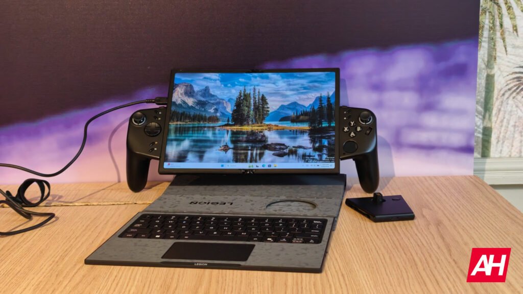 Lenovo's Legion Go Fold is the Transformer of handhelds