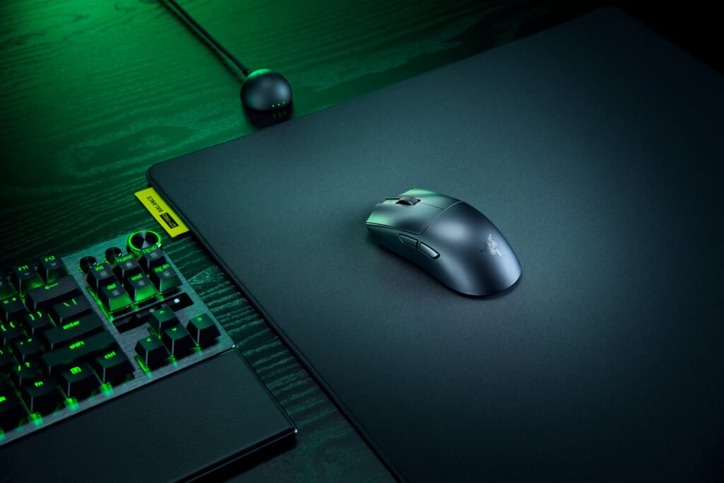 Razer's newest gaming mouse weighs a shockingly low 49g
