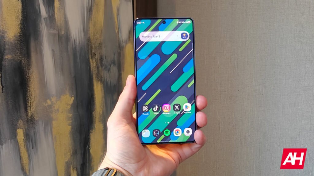 Galaxy S26 Ultra Spotted Running Early One UI 9 Internal Build