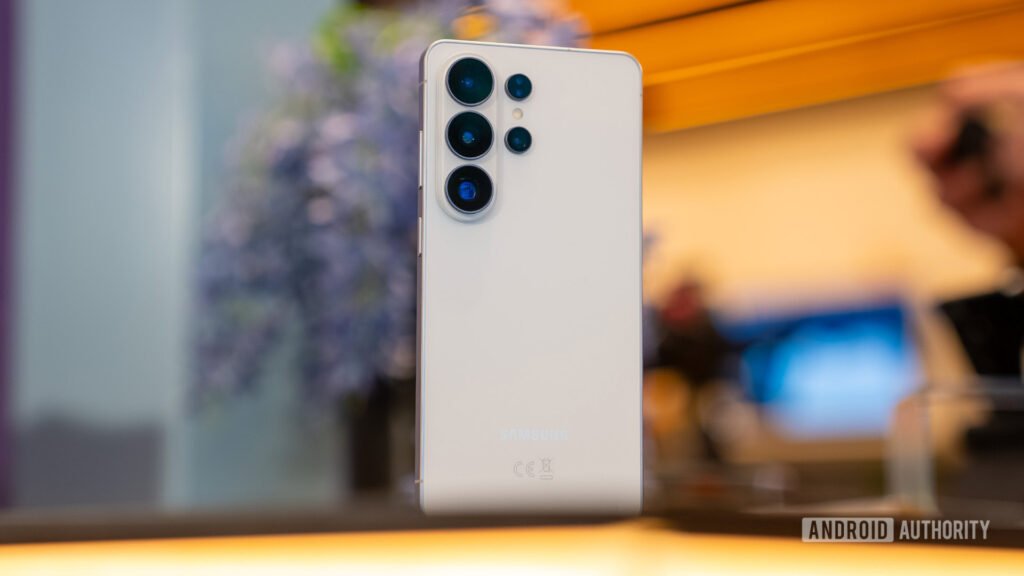 Galaxy S26 Ultra’s 25W wireless charging speed is seemingly stuck in compatibility hell