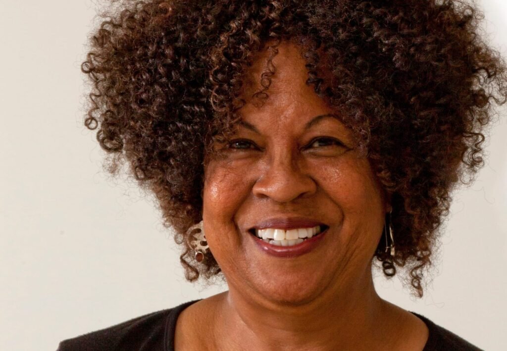 Art Movements: Senga Nengudi Wins Big