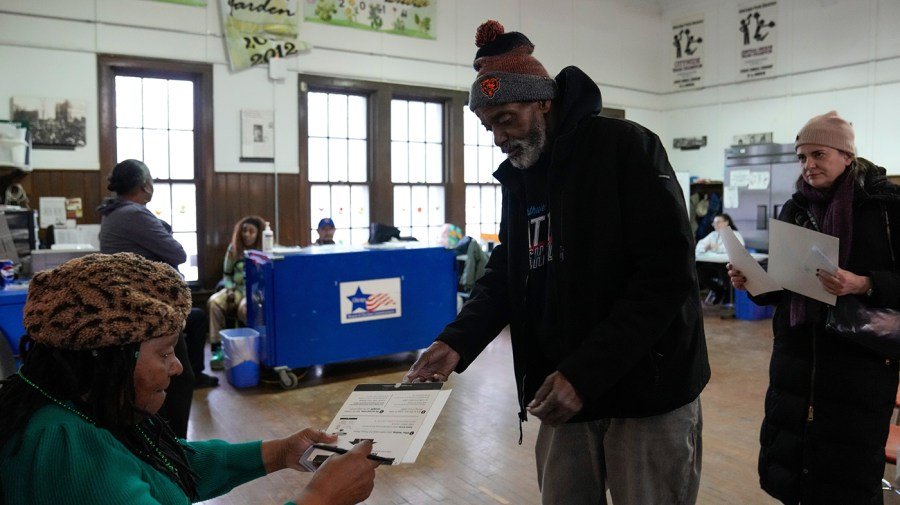 Whole Hog Politics: The political establishment thrives in our broken primary system